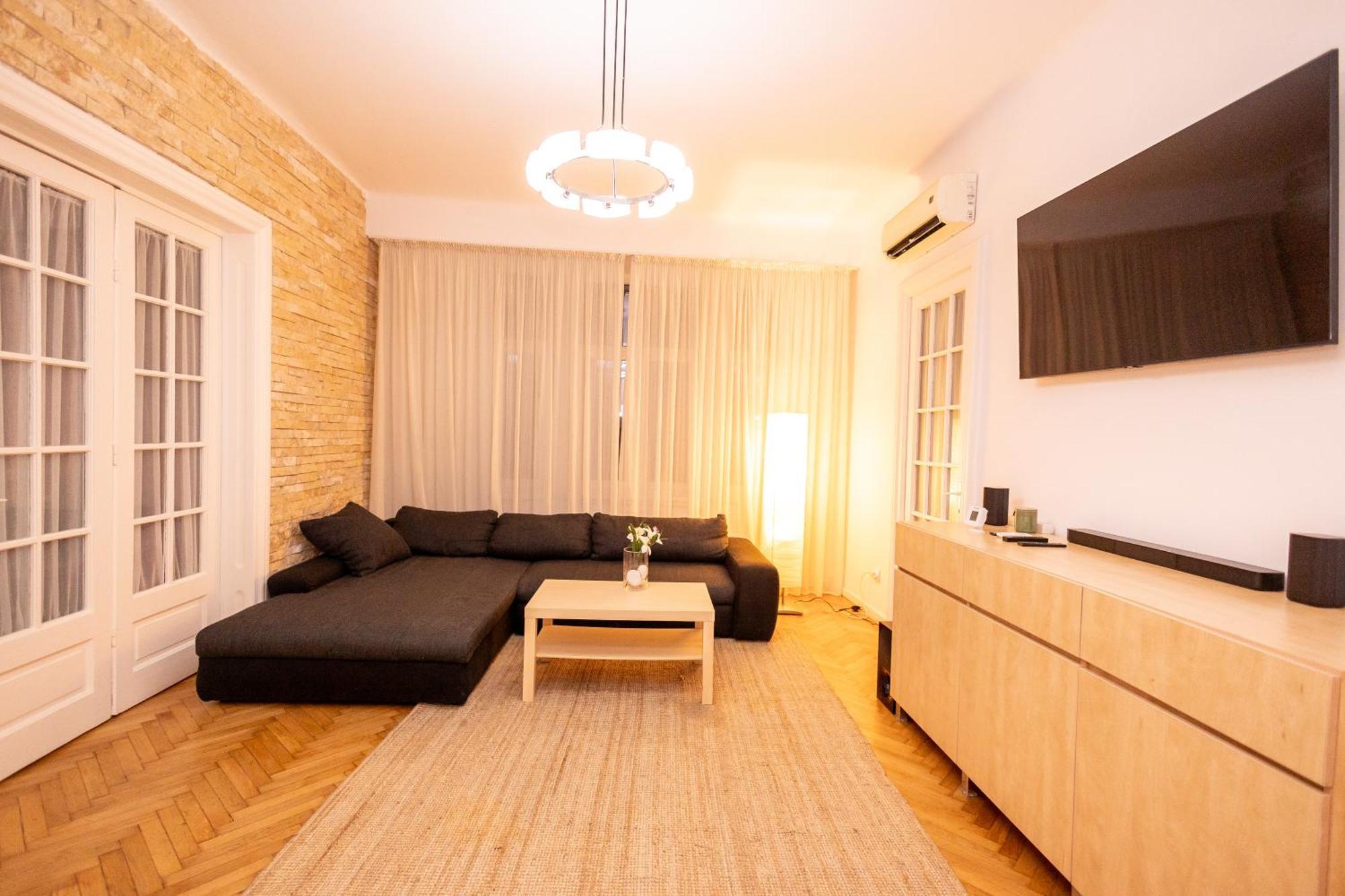 Art Home Unirii Букурещ Екстериор снимка